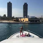Motor Yacht Dandy