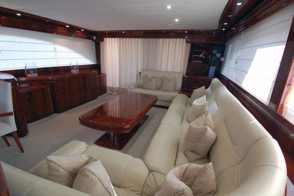 Motor Yacht Dandy 3*